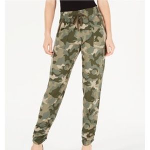 Jogger Camo Pants